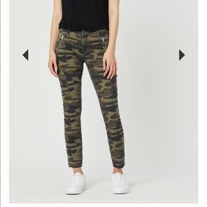 Mavi Juliet camo jeans
